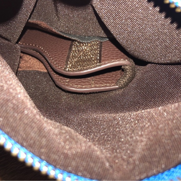 Purse - Picture 3 of 4